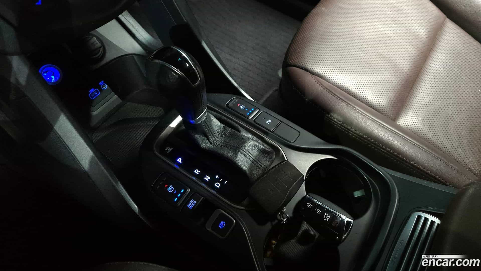 Santafe Hyundai 2016.11-INNER-009