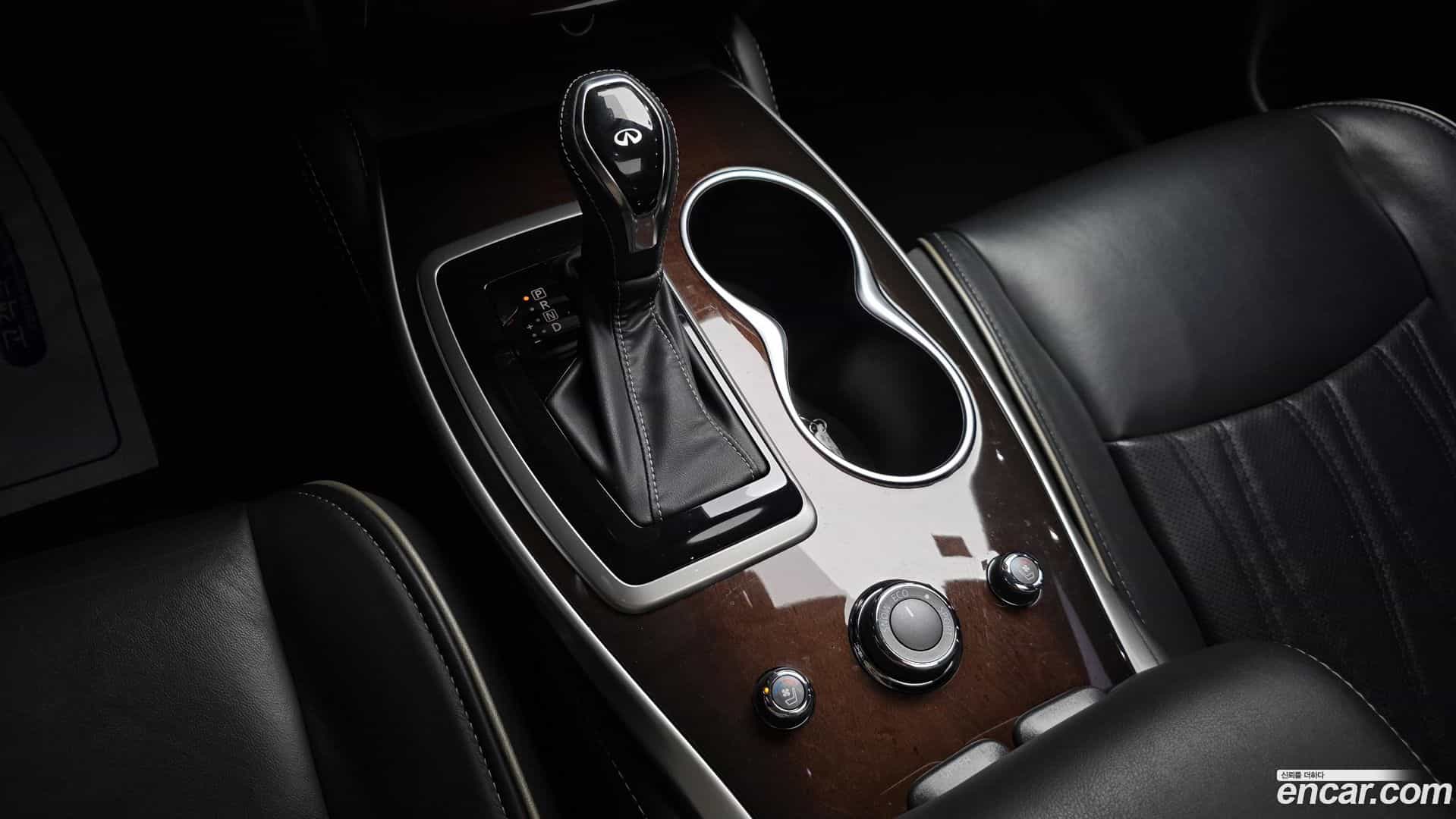 QX60 Infiniti 2018.11-INNER-009