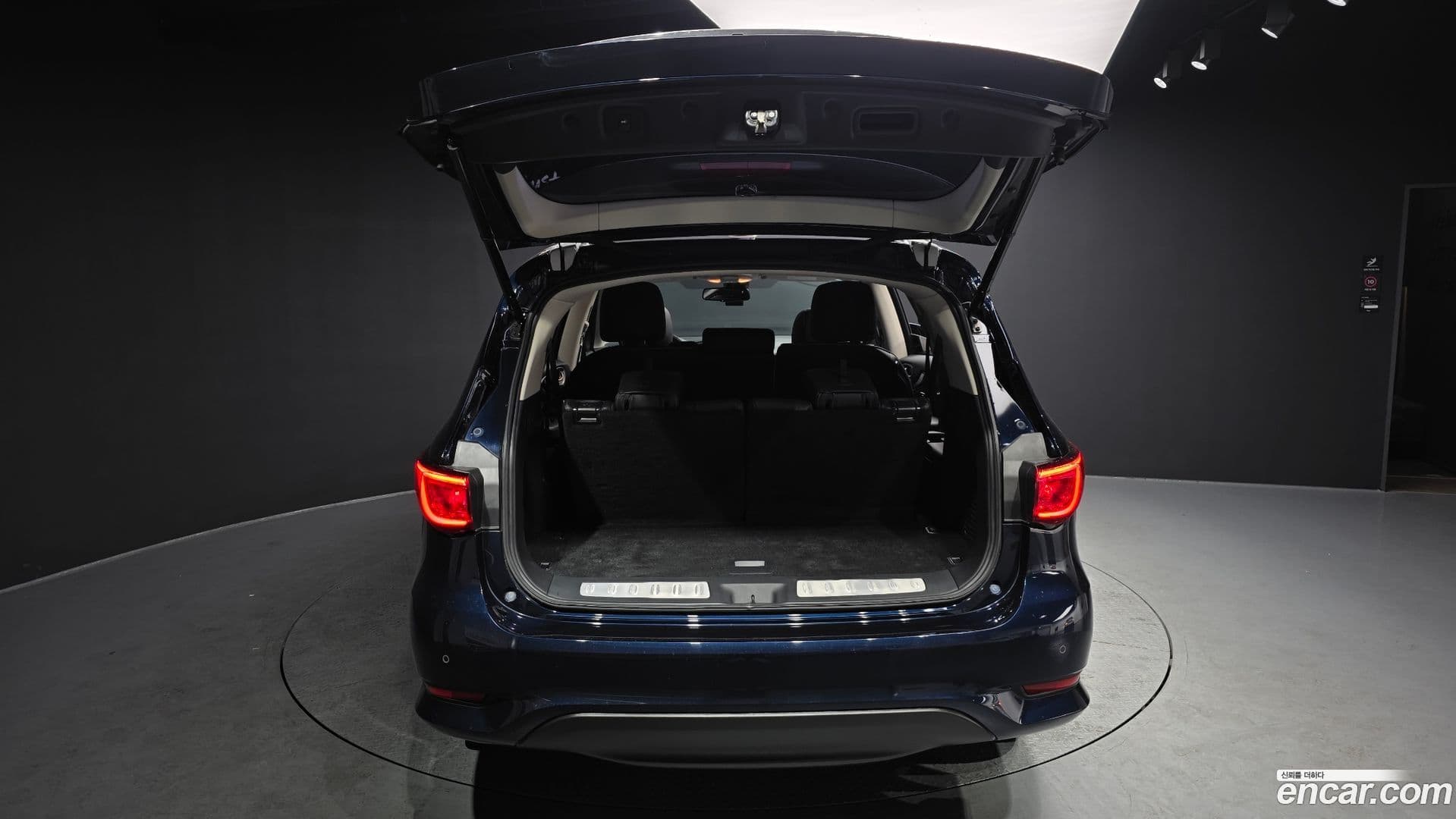 Main__Slider__Photo:QX60 Infiniti 2018.11-19