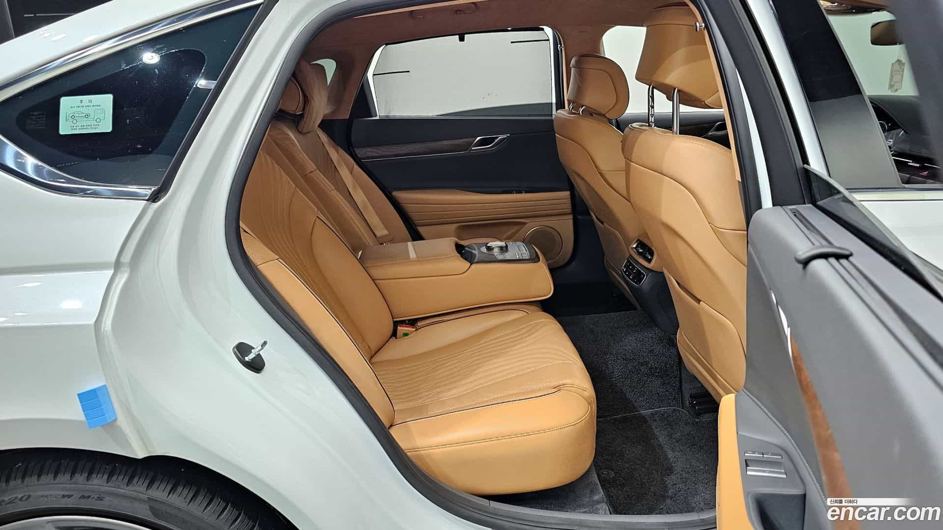 G80 Genesis 2022.10-OPTION-015