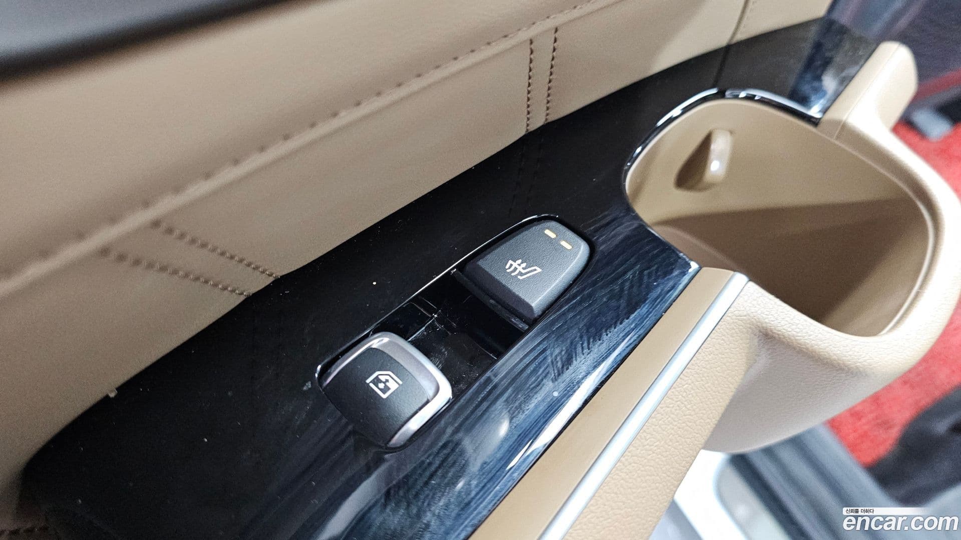 Main__Slider__Photo:Sorento Kia 2024.0-15