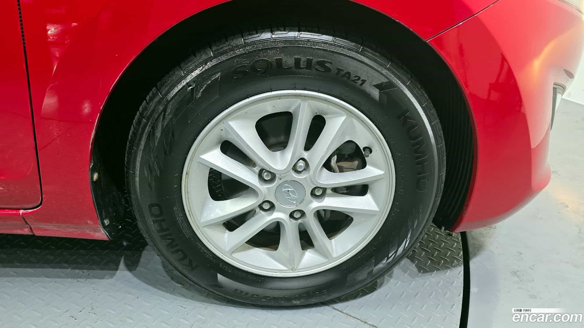 i30 Hyundai 2013.3-OUTER-005