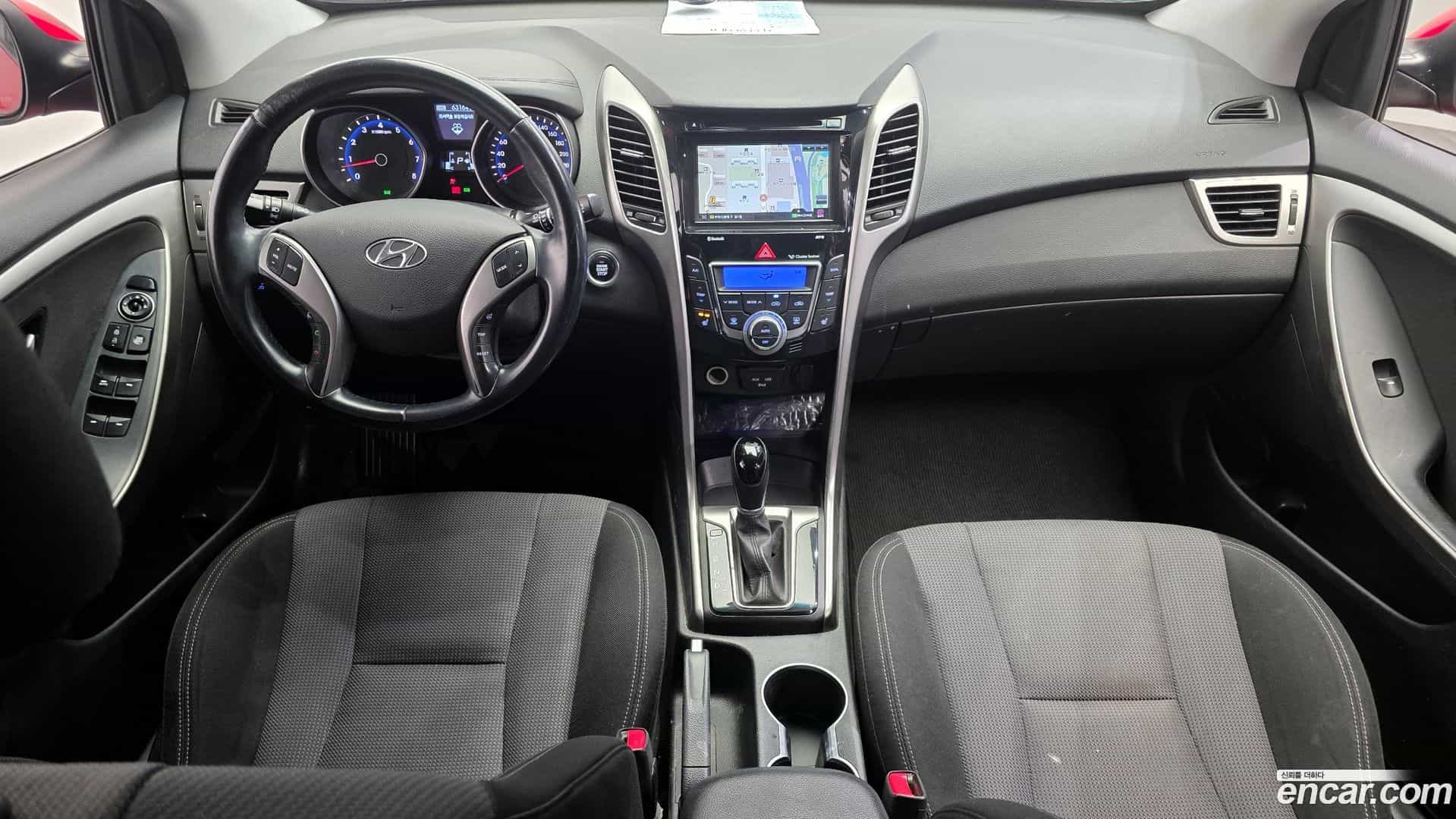 i30 Hyundai 2013.3-INNER-007