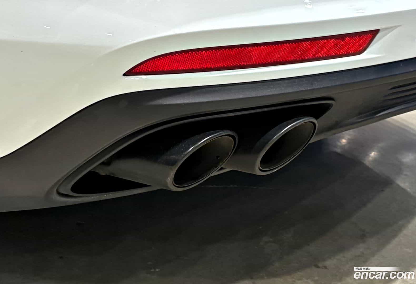 Panamera Porsche 2020.3-INNER-009