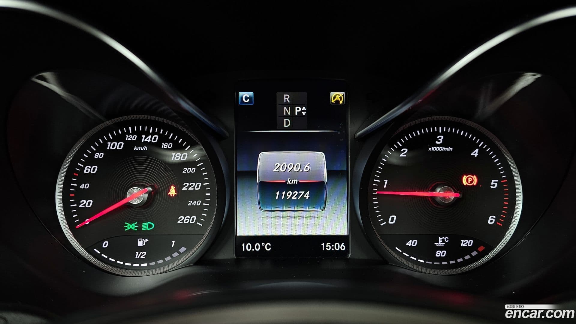 Main__Slider__Photo:GLC-Class Mercedes-Benz 2018.7-7