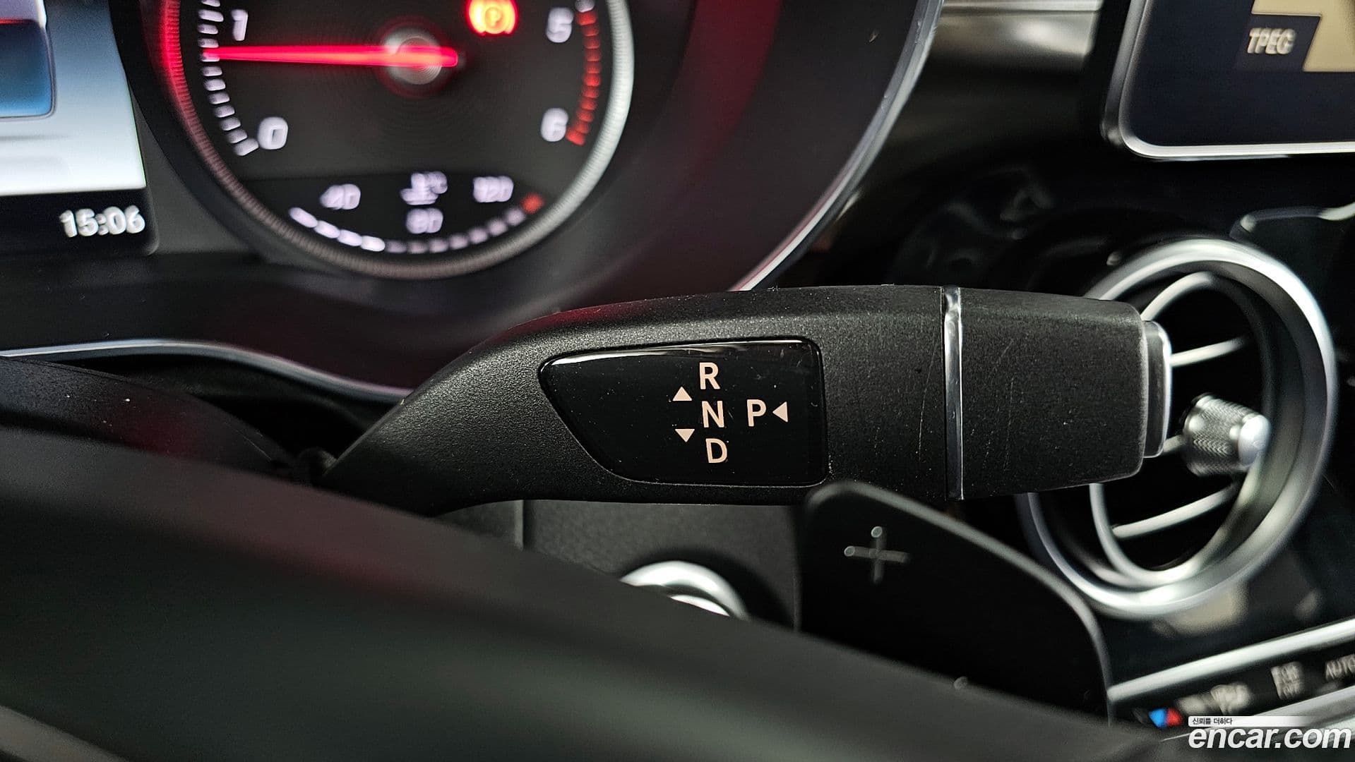 Main__Slider__Photo:GLC-Class Mercedes-Benz 2018.7-8