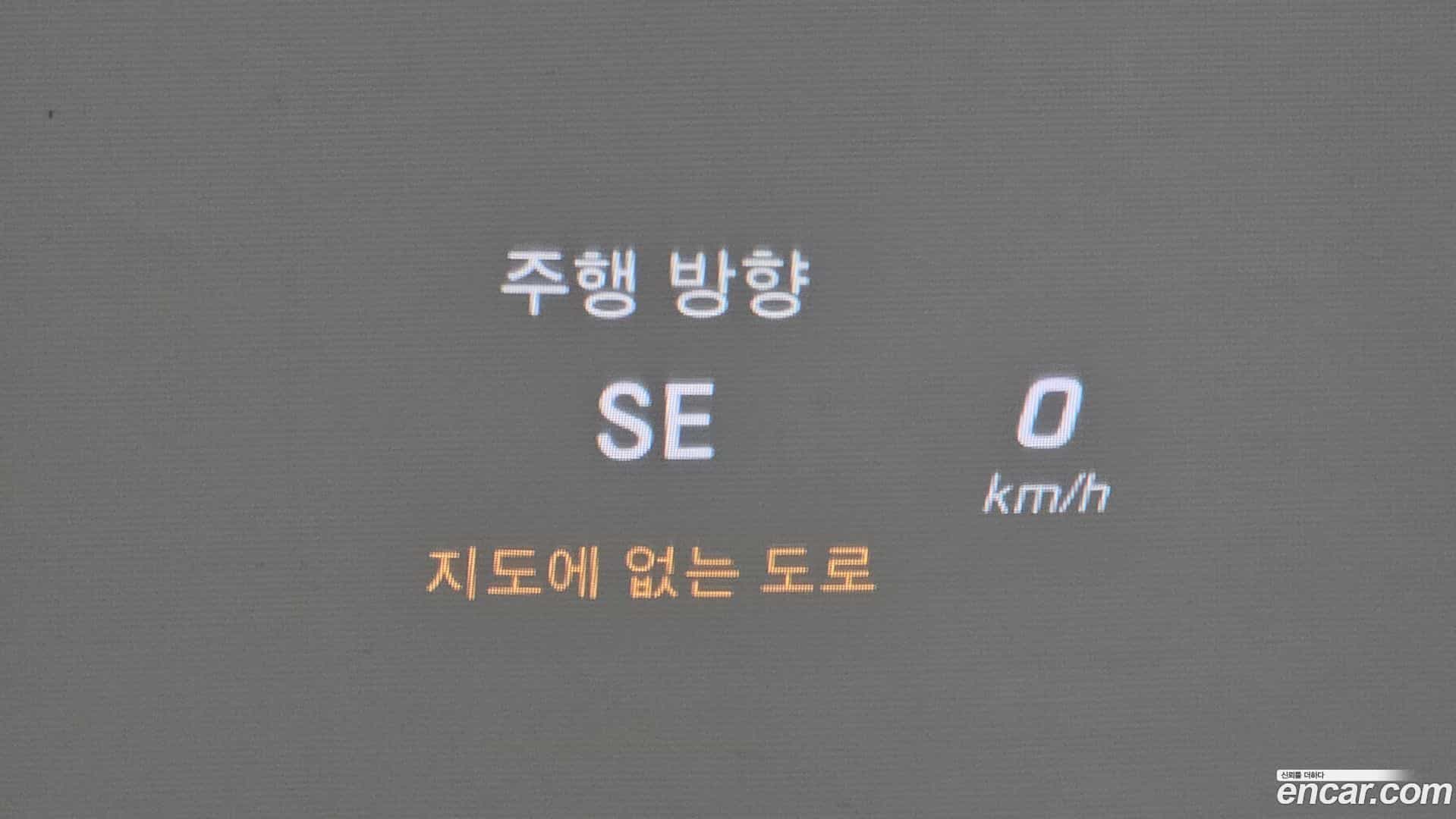 GLC-Class Mercedes-Benz 2018.7-OPTION-021