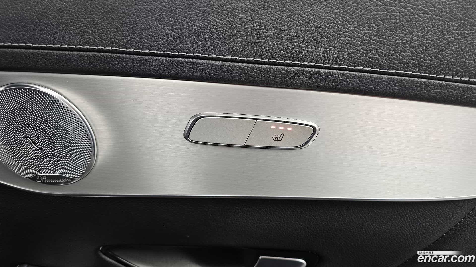 GLC-Class Mercedes-Benz 2018.7-OPTION-023