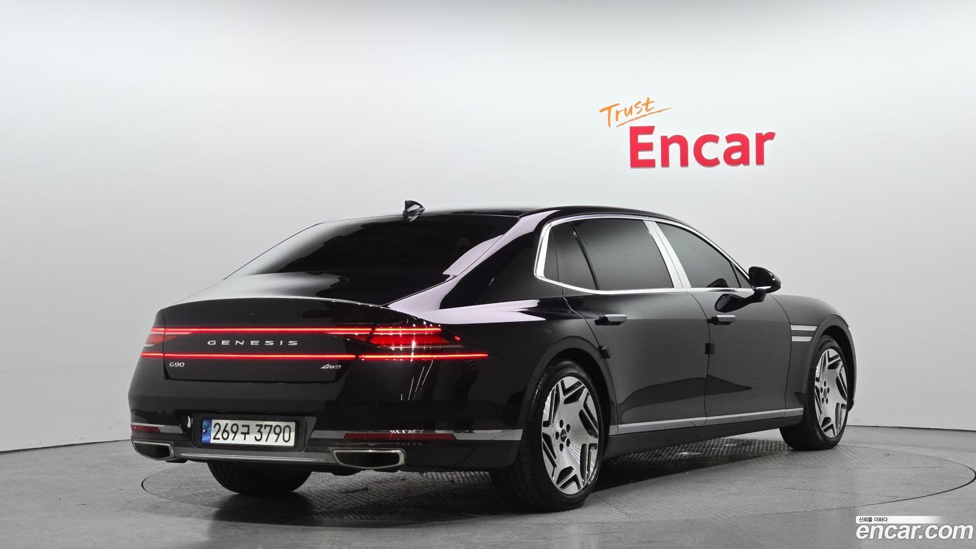 Main__Slider__Photo:G90 Genesis 2022.9-1