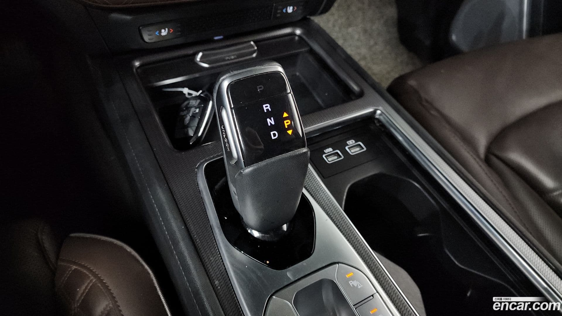 Main__Slider__Photo:Rexton KG_Mobility_Ssangyong 2021.11-8