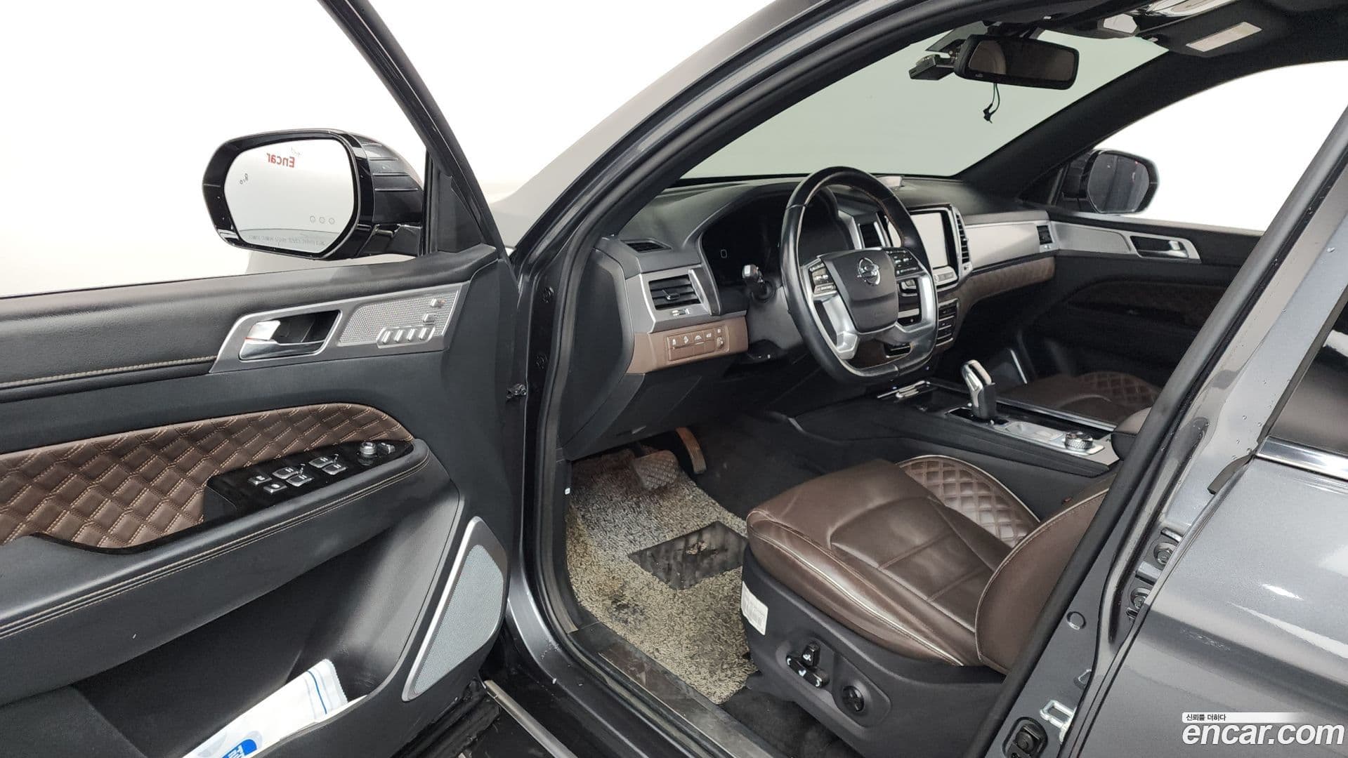 Main__Slider__Photo:Rexton KG_Mobility_Ssangyong 2021.11-9