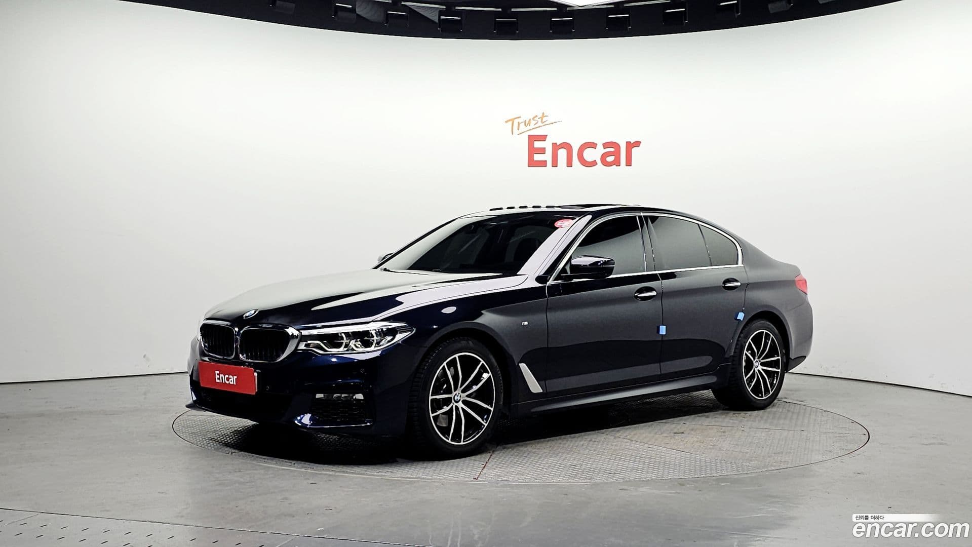 Main__Slider__Photo:5-Series BMW 2018.1-0