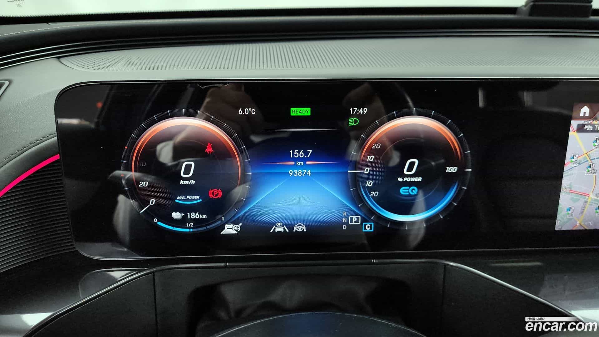 EQC Mercedes-Benz 2021.11-INNER-008