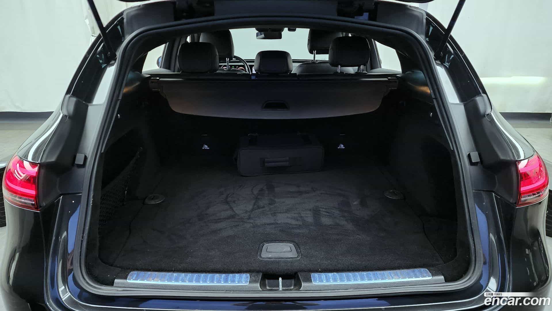 EQC Mercedes-Benz 2021.11-OPTION-024