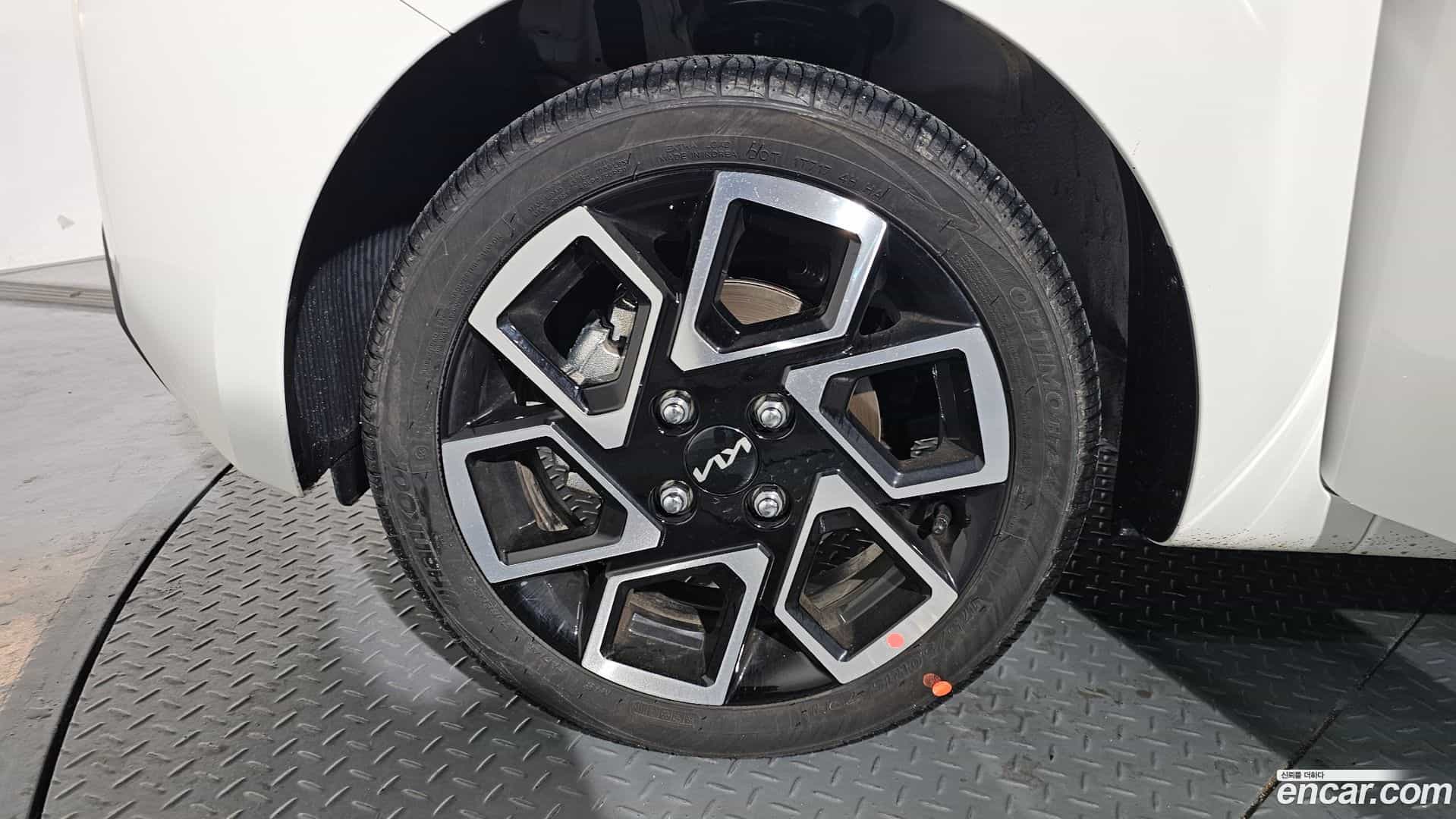 RAY Kia 2025.11-OUTER-005