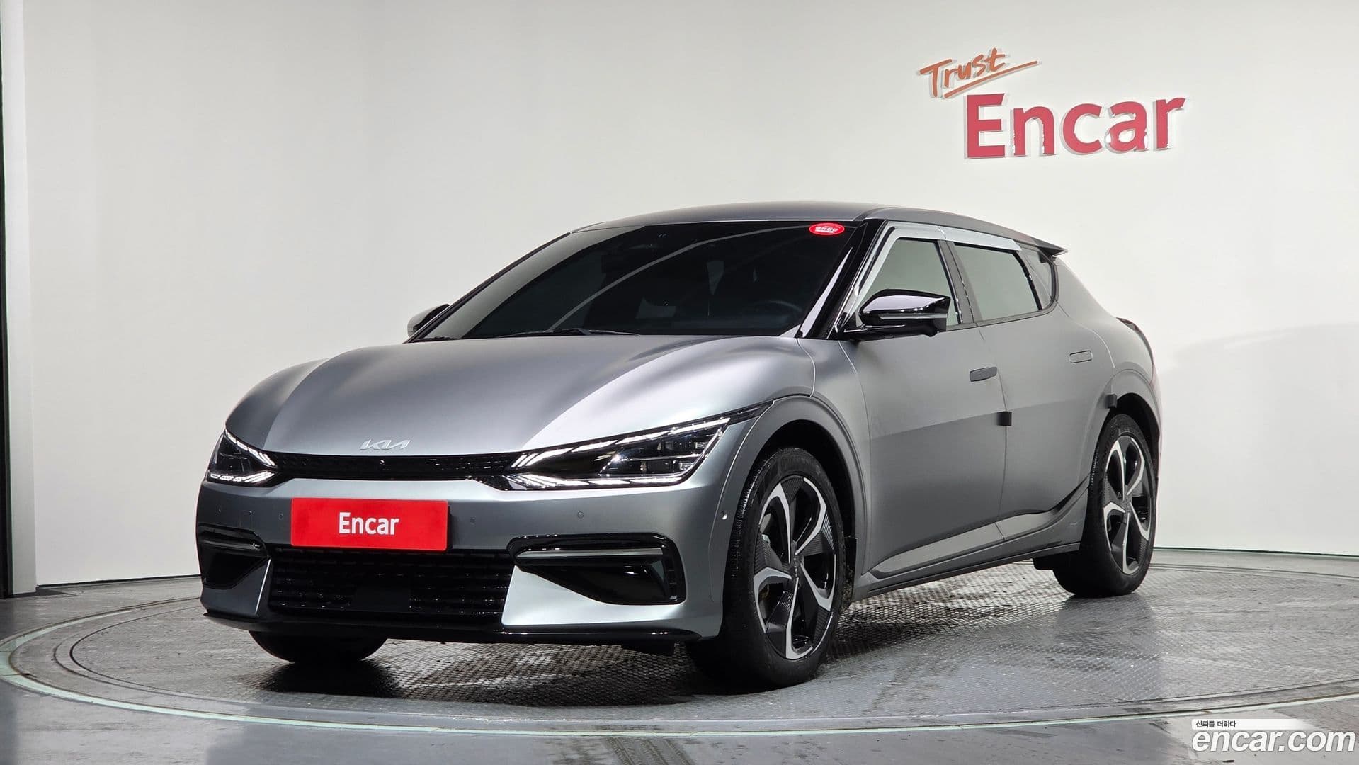 Main__Slider__Photo:EV6 Kia 2022.2-0
