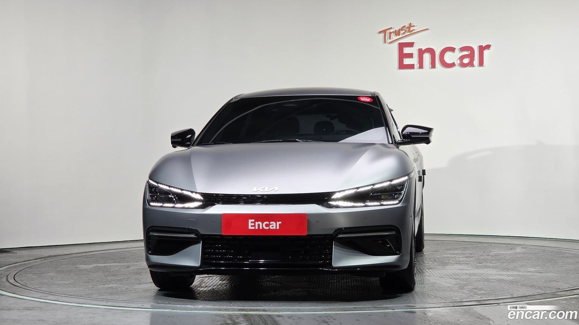 Main__Slider__Photo:EV6 Kia 2022.2-2