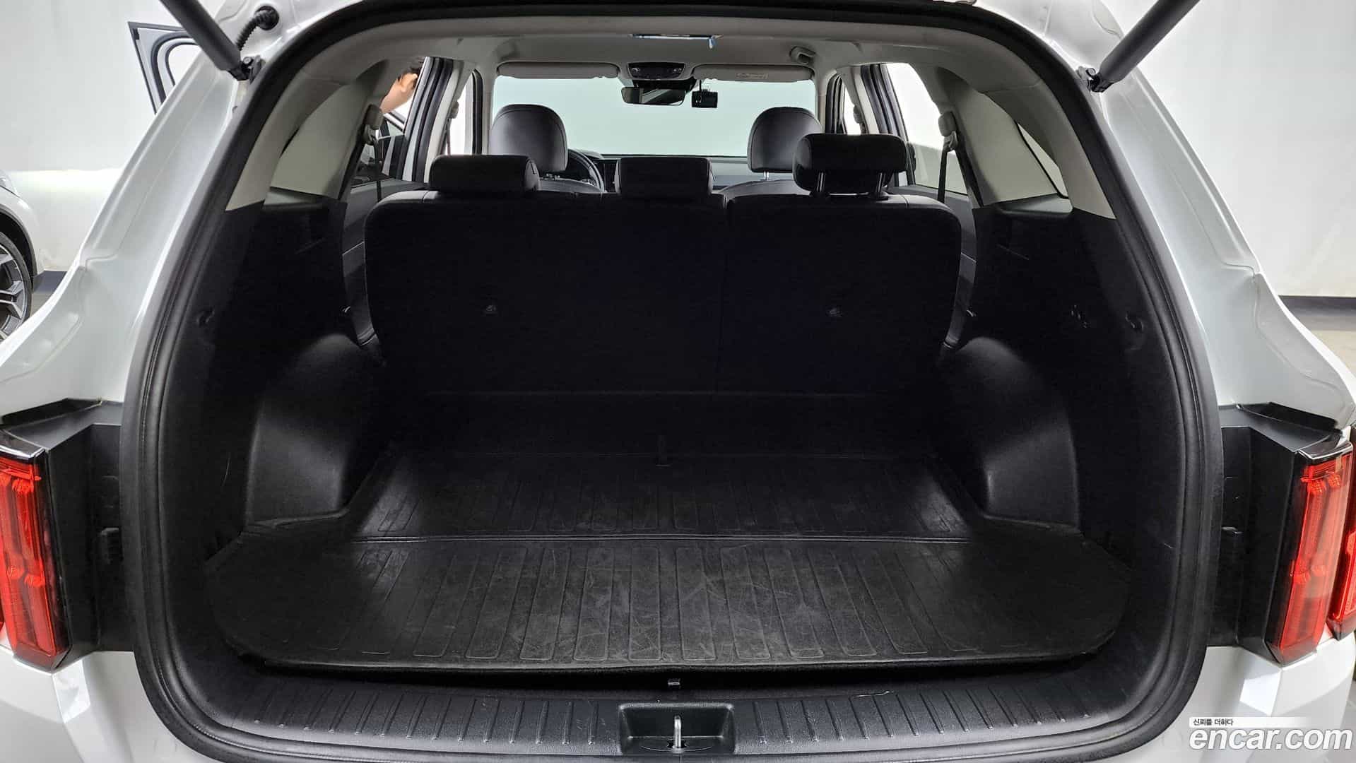 Sorento Kia 2022.0-OPTION-024