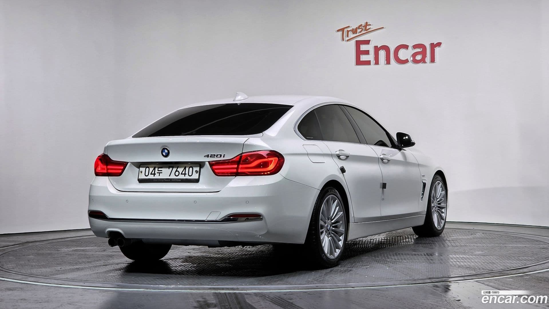 Main__Slider__Photo:4-Series BMW 2018.11-1