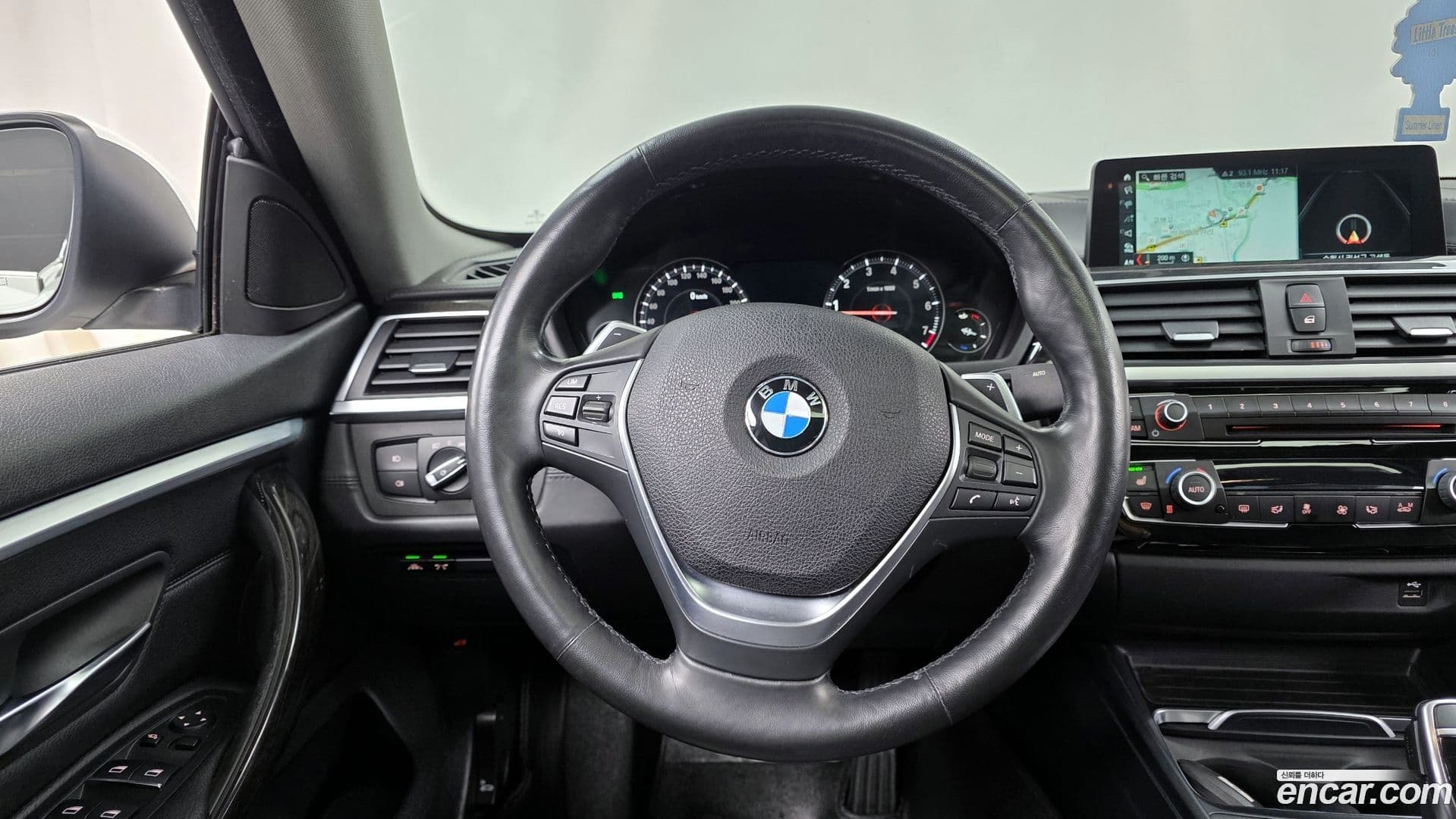 Main__Slider__Photo:4-Series BMW 2018.11-12