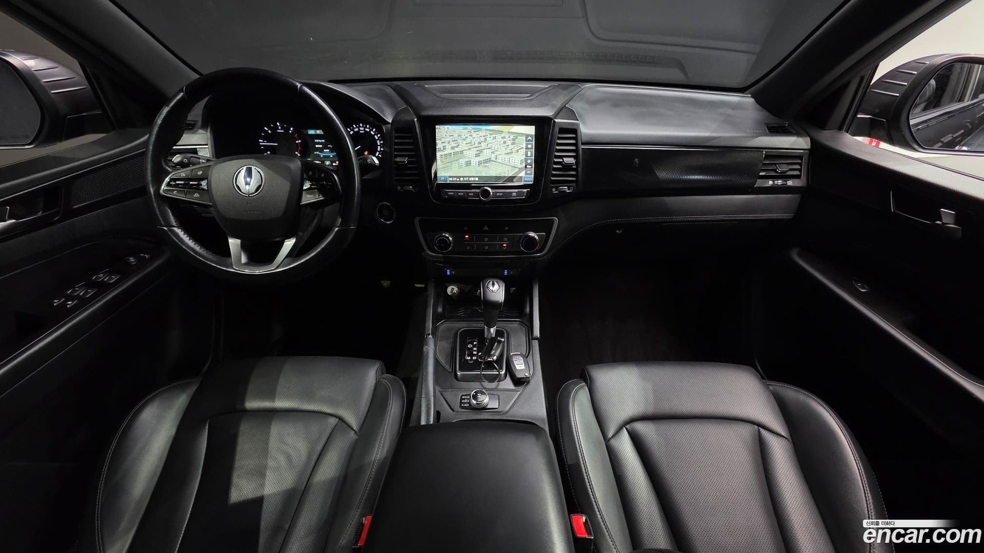 Main__Slider__Photo:Rexton KG_Mobility_Ssangyong 2020.11-6