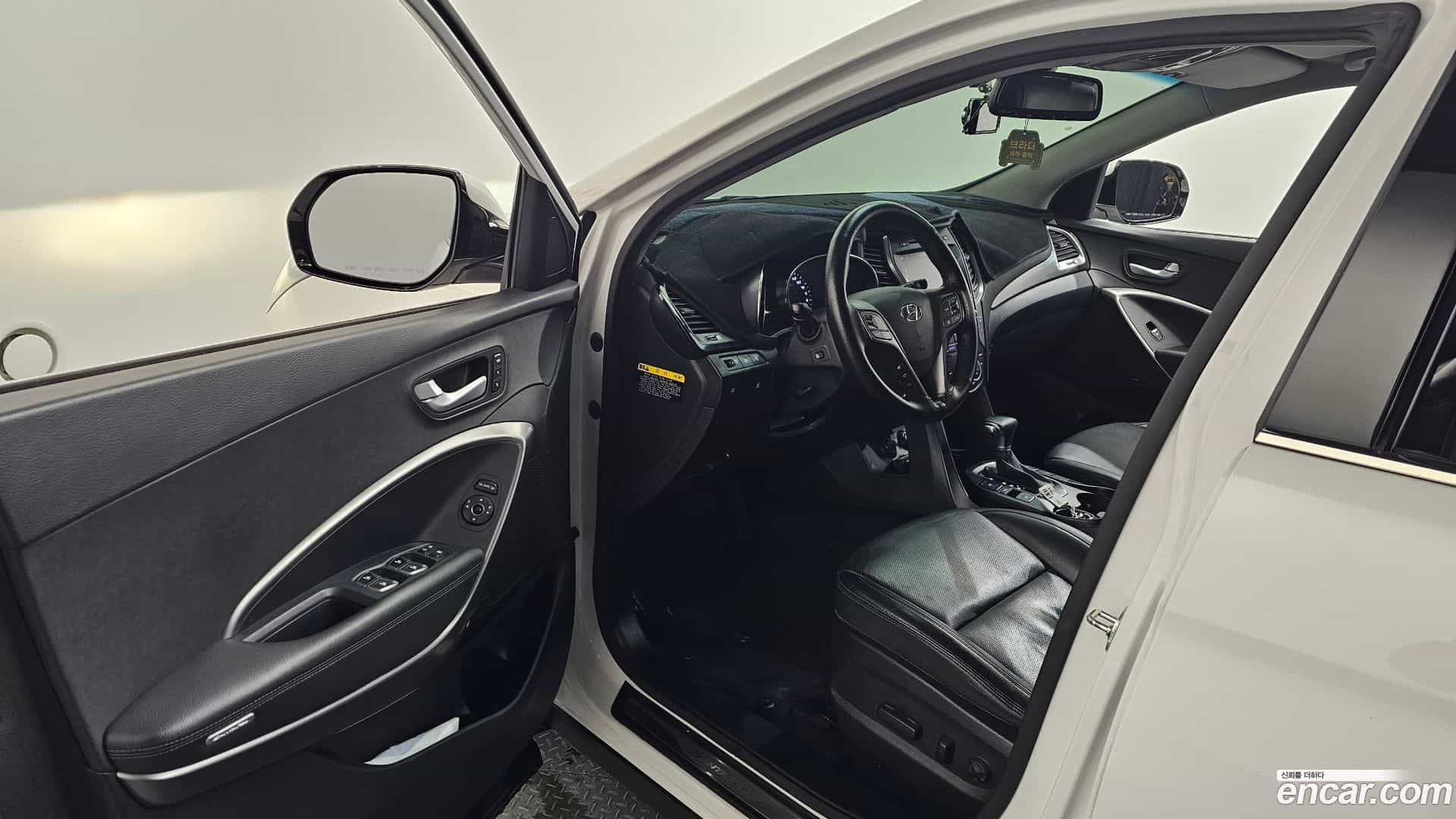 Santafe Hyundai 2015.3-INNER-010