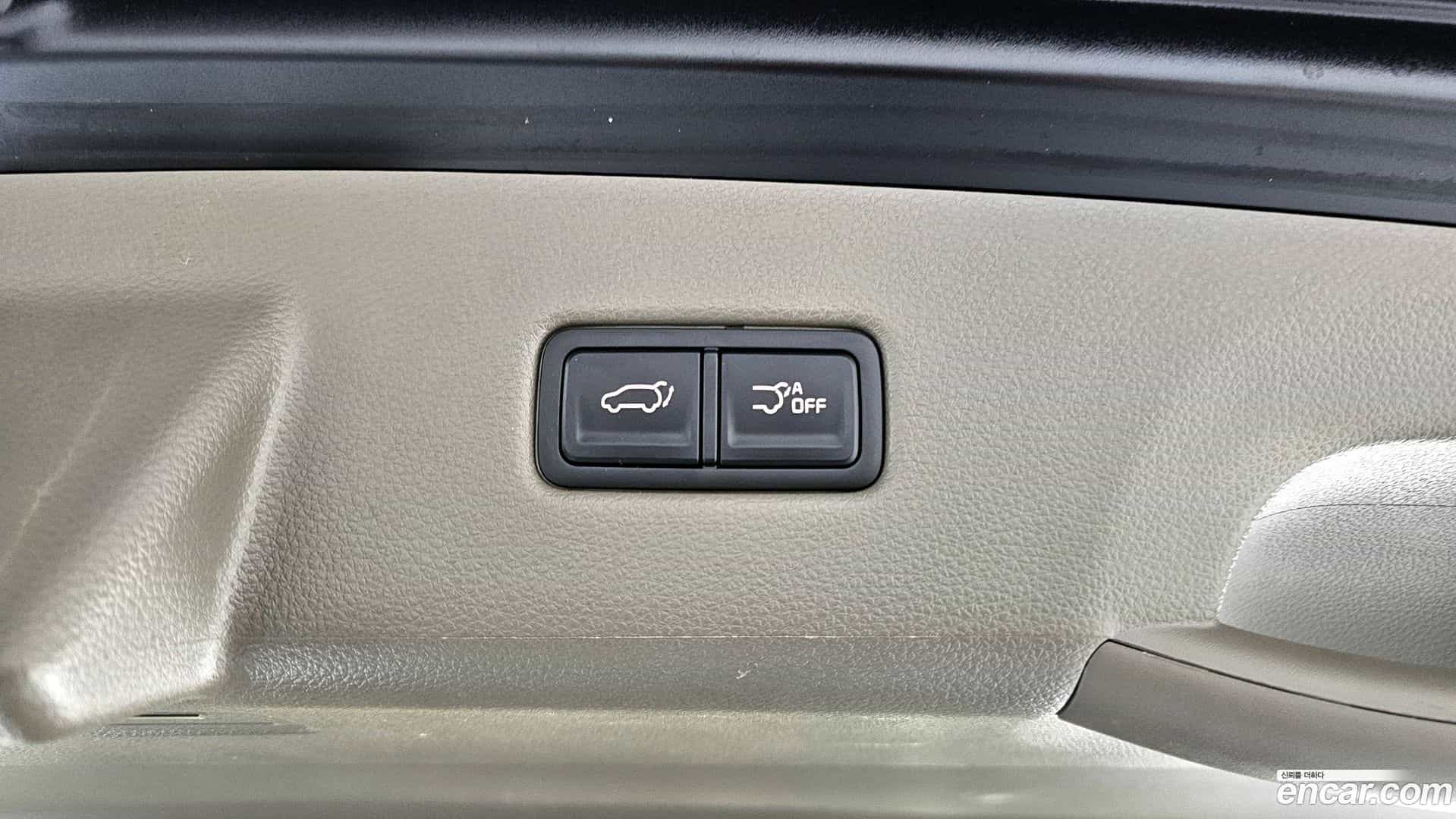 Canival Kia 2023.3-OPTION-024