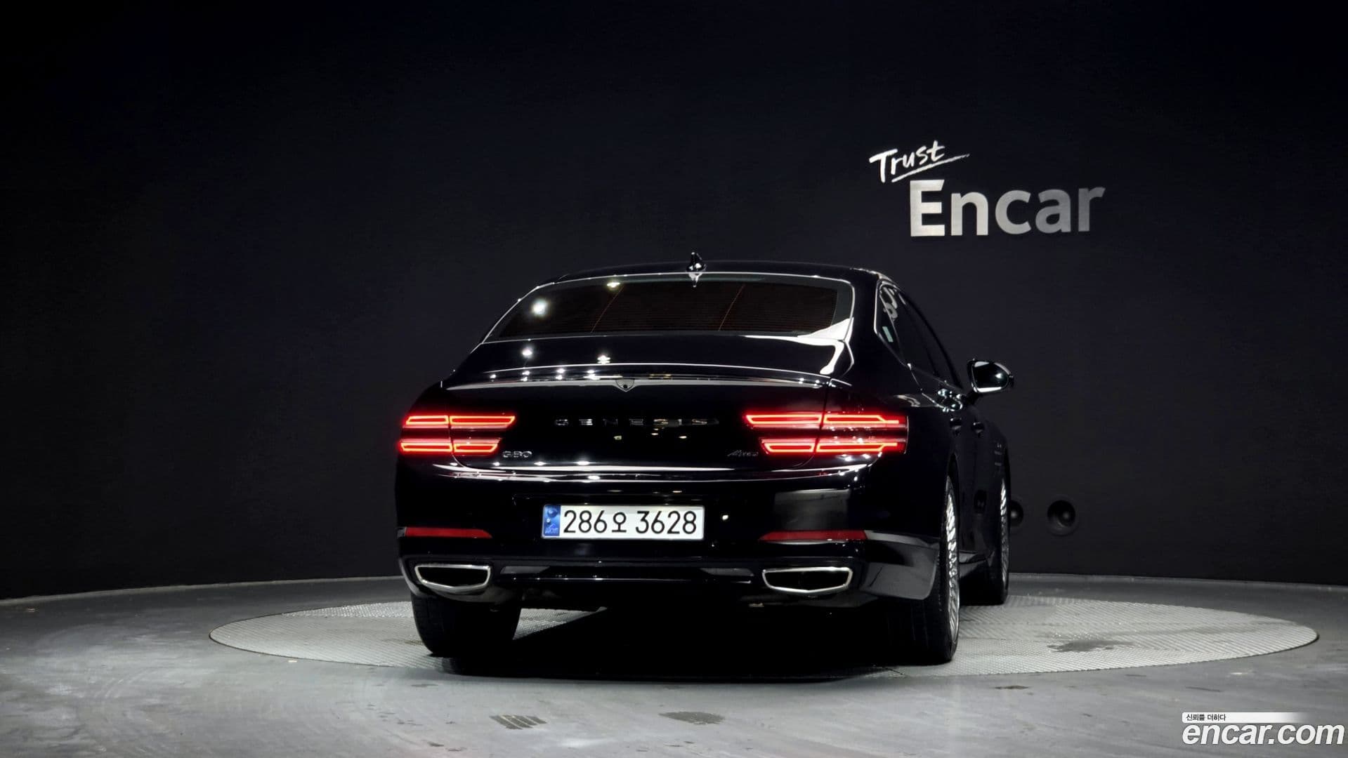 Main__Slider__Photo:G80 Genesis 2022.0-3