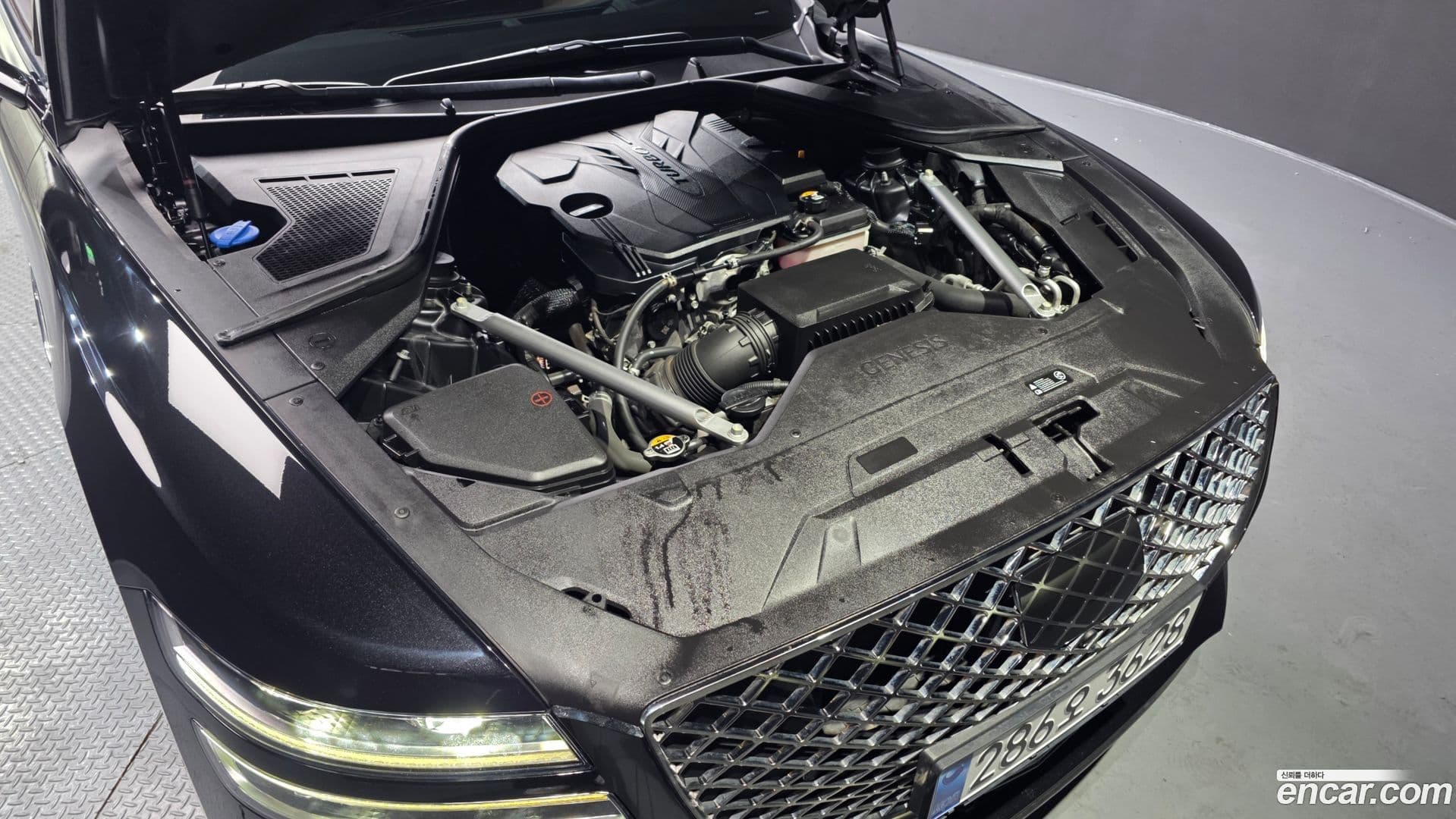 Main__Slider__Photo:G80 Genesis 2022.0-5