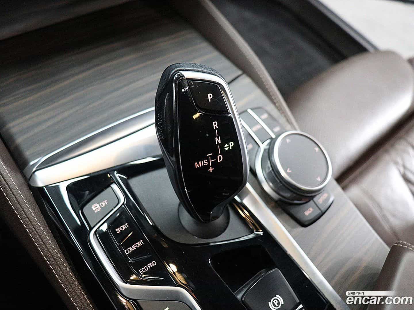 5-Series BMW 2020.7-INNER-009