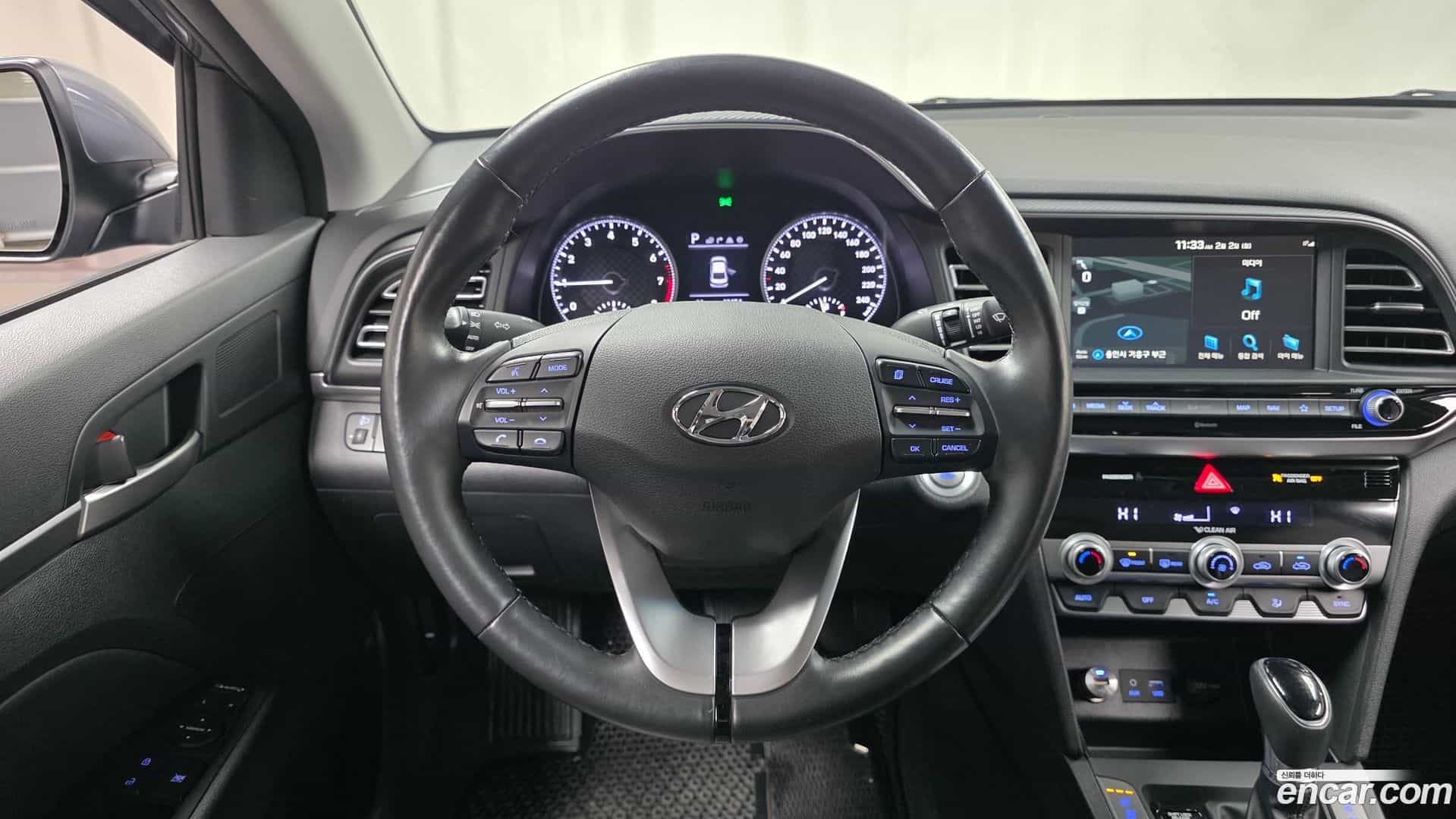AVANTE Hyundai 2019.4-OPTION-017
