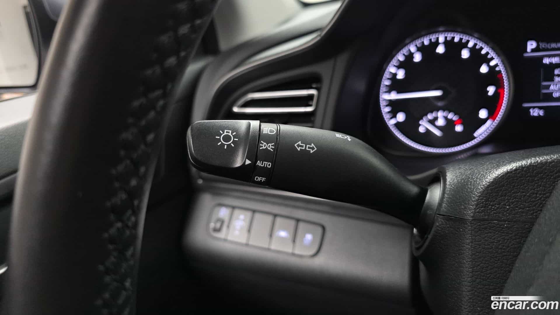 AVANTE Hyundai 2019.4-OPTION-023