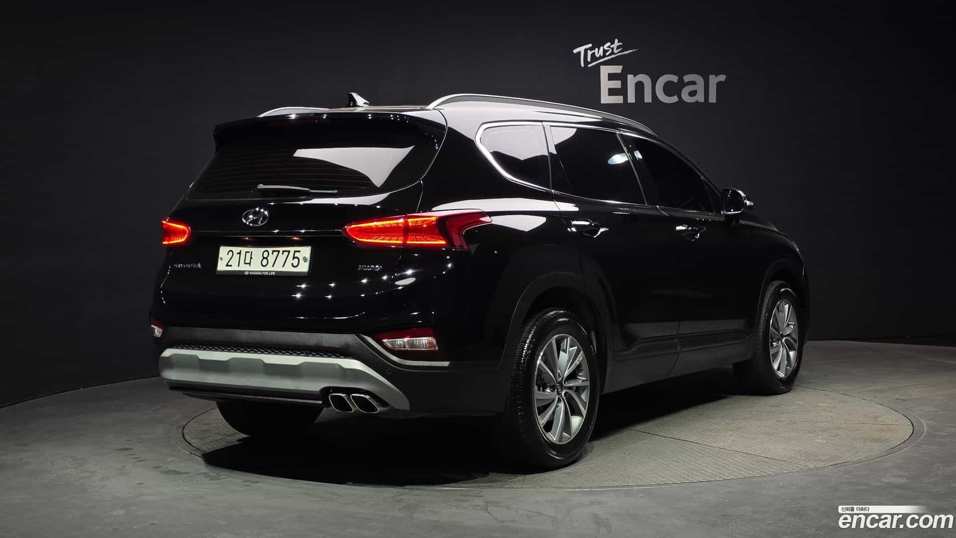 Santafe Hyundai 2018.2-OUTER-002