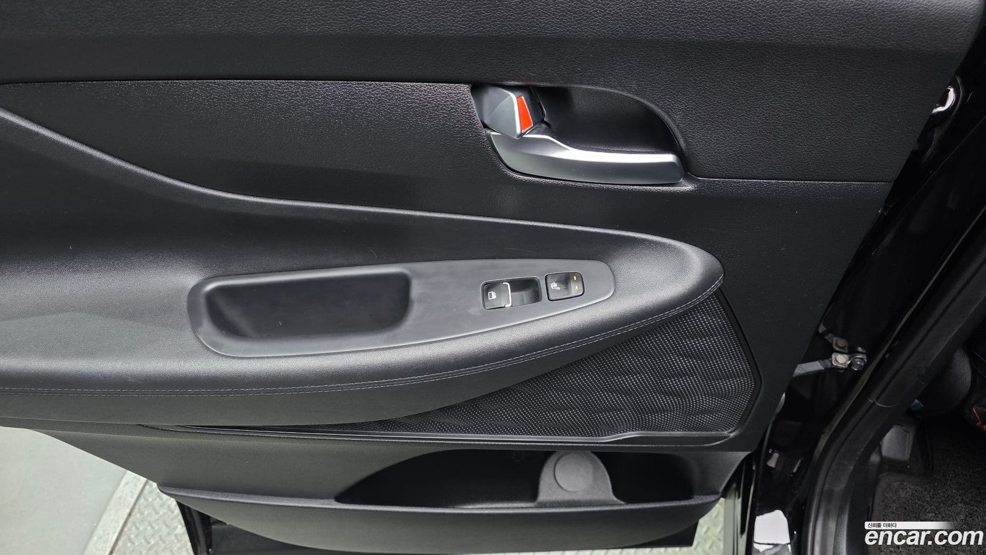 Main__Slider__Photo:Santafe Hyundai 2018.2-17