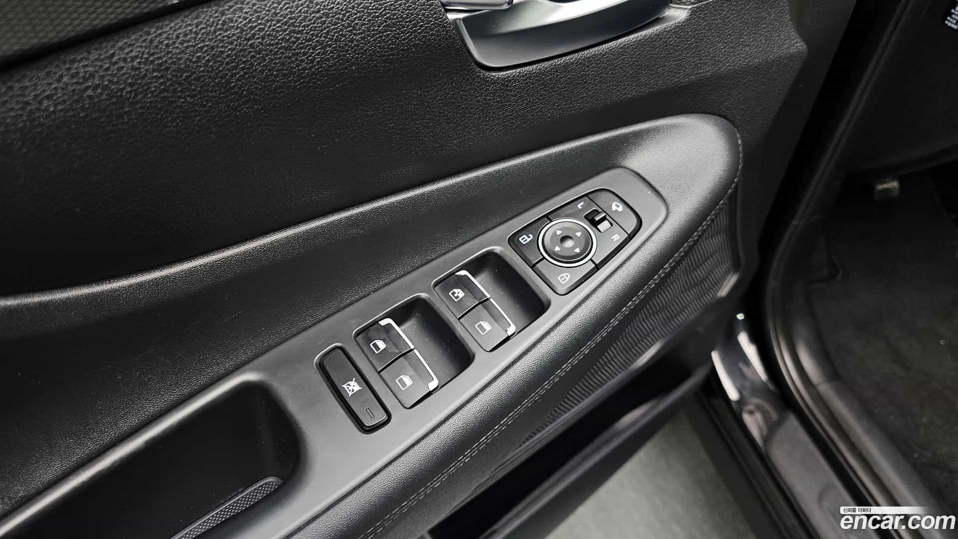 Santafe Hyundai 2019.1-OPTION-017