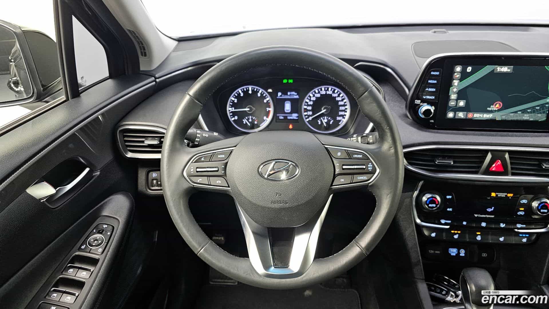 Santafe Hyundai 2019.1-OPTION-019