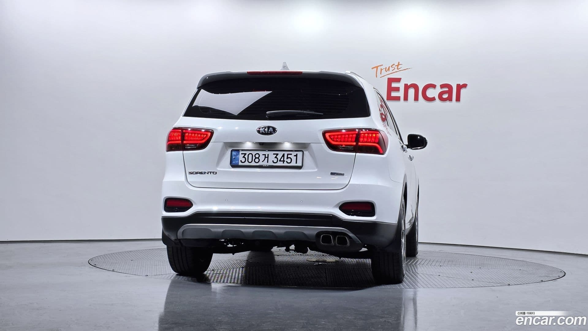 Main__Slider__Photo:Sorento Kia 2019.10-3