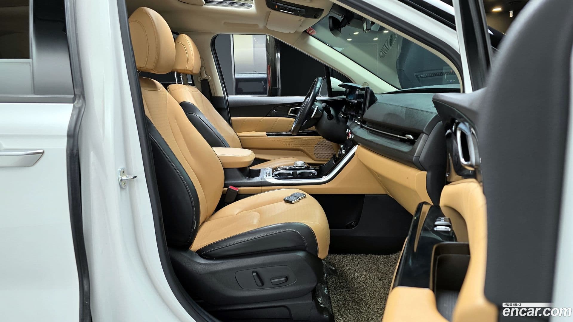 Main__Slider__Photo:Canival Kia 2020.11-9