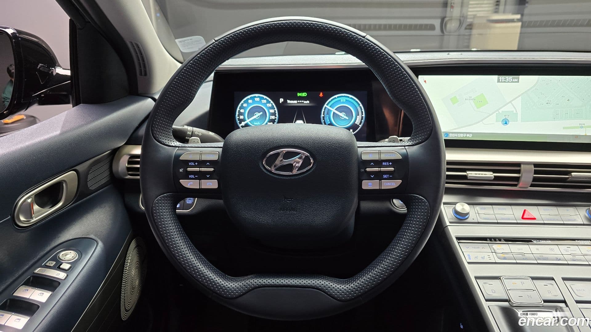 Main__Slider__Photo:Nexo Hyundai 2023.4-12