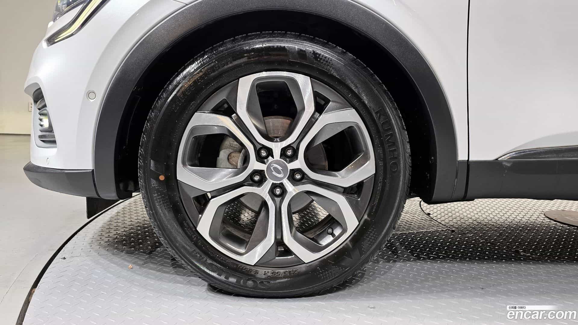 XM3 Renault-KoreaSamsung 2020.11-OUTER-005