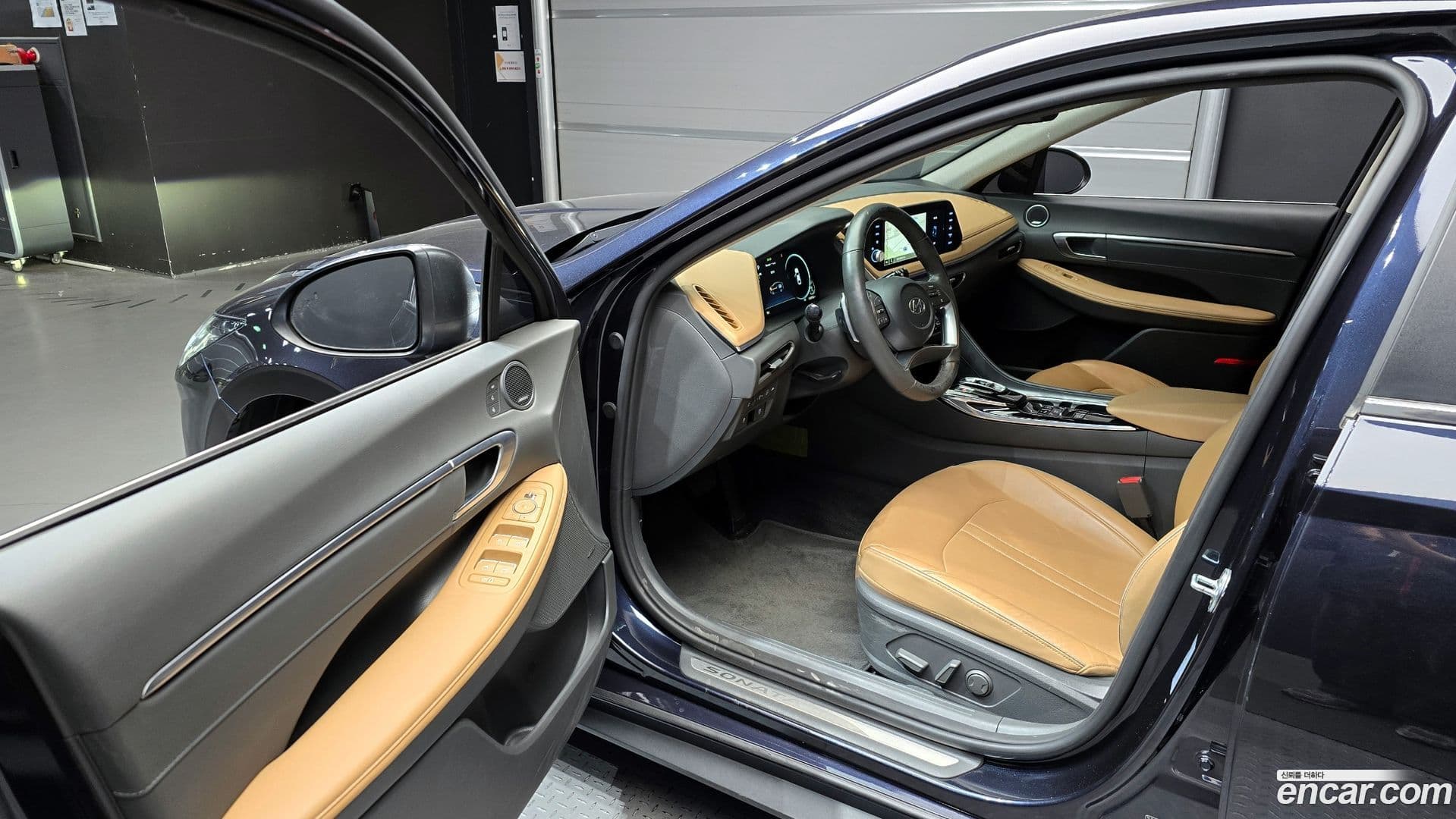 Main__Slider__Photo:Sonata Hyundai 2020.11-10