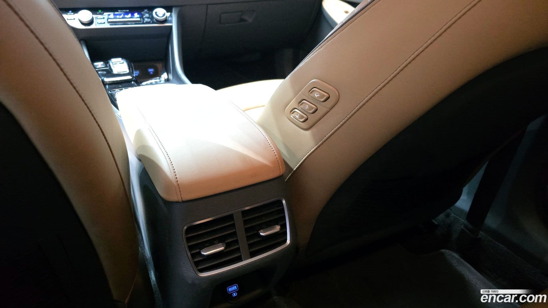 Main__Slider__Photo:Sonata Hyundai 2020.11-17