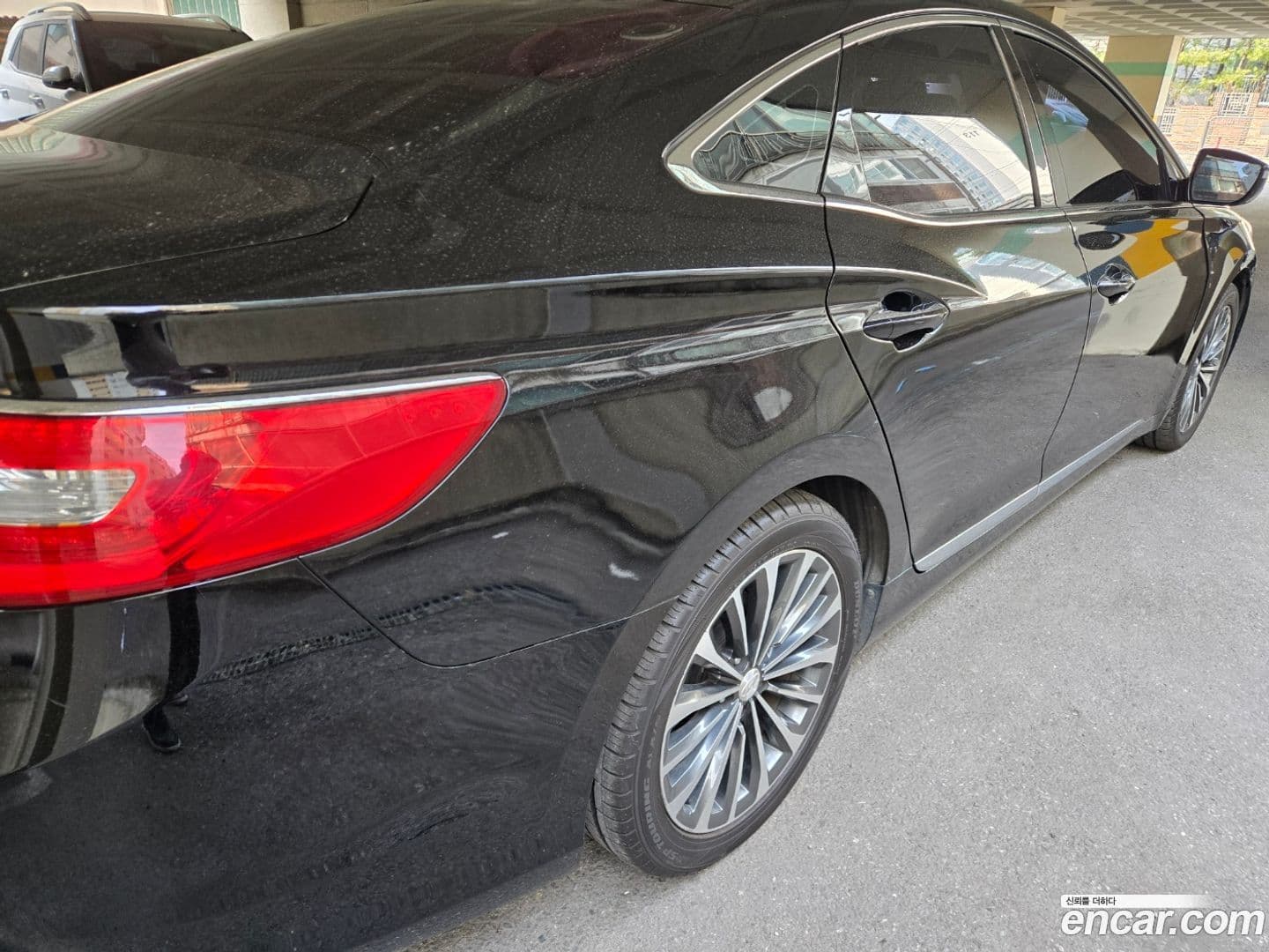 Main__Slider__Photo:Grandeur Hyundai 2013.0-1