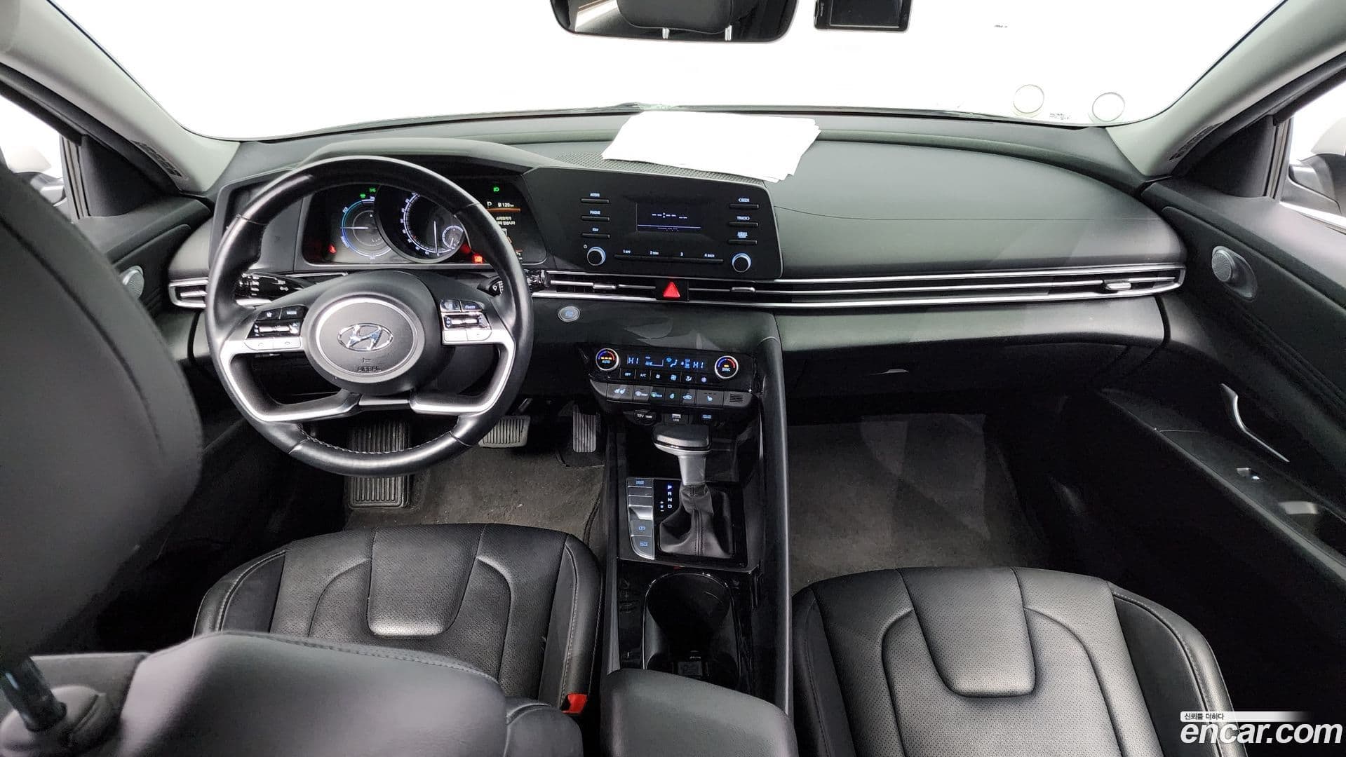 Main__Slider__Photo:AVANTE Hyundai 2021.11-6