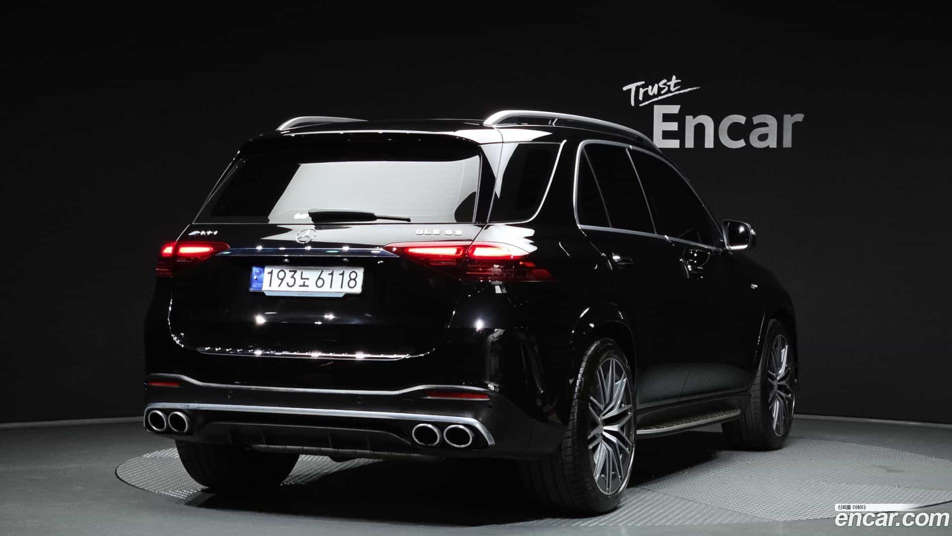 GLE-Class Mercedes-Benz 2023.11-OUTER-002