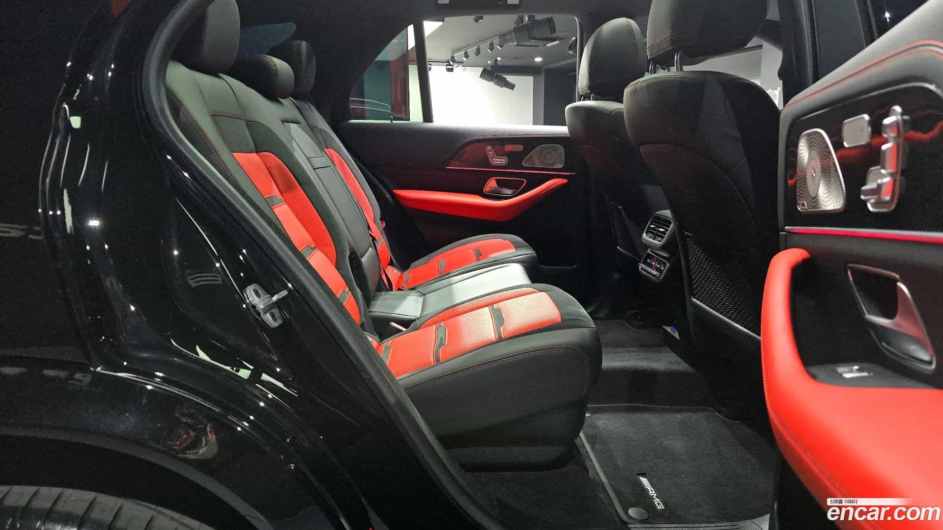 GLE-Class Mercedes-Benz 2023.11-OPTION-016