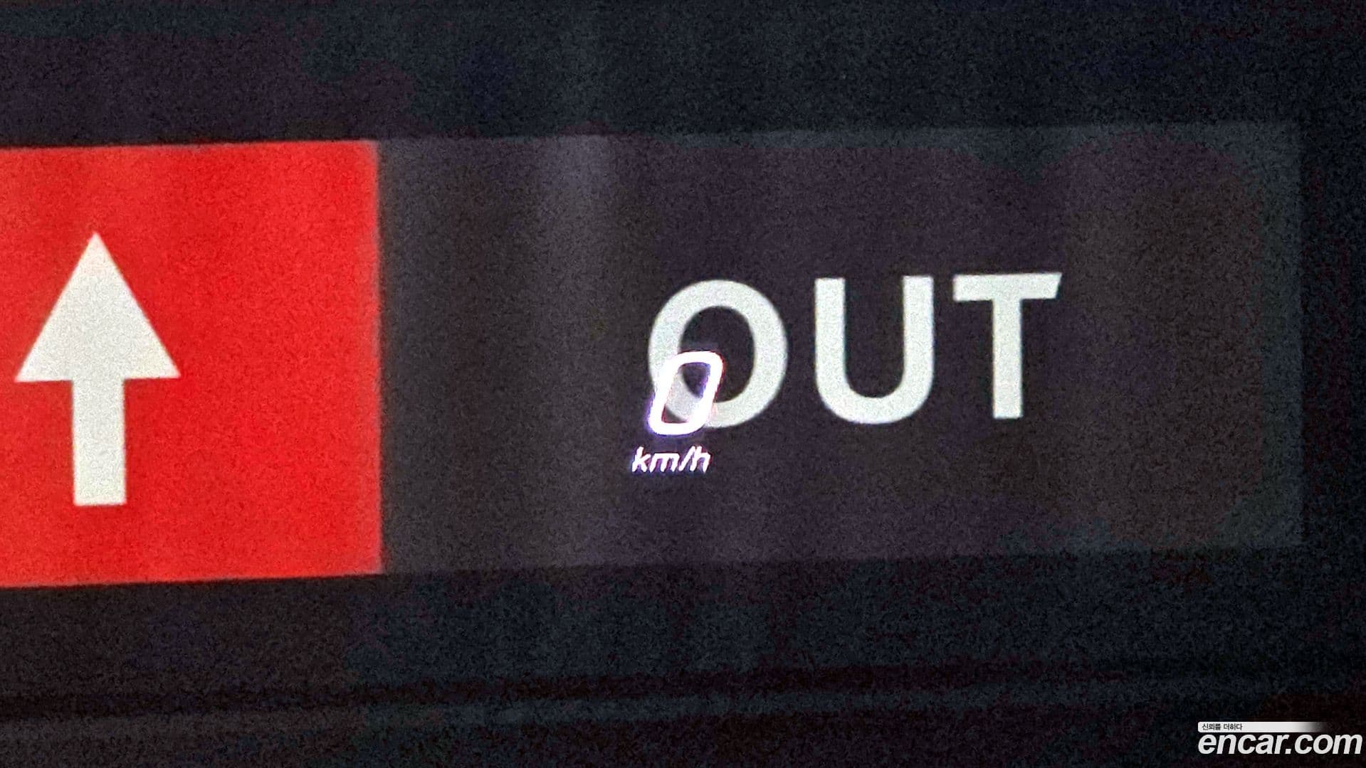 Main__Slider__Photo:GLE-Class Mercedes-Benz 2023.11-16