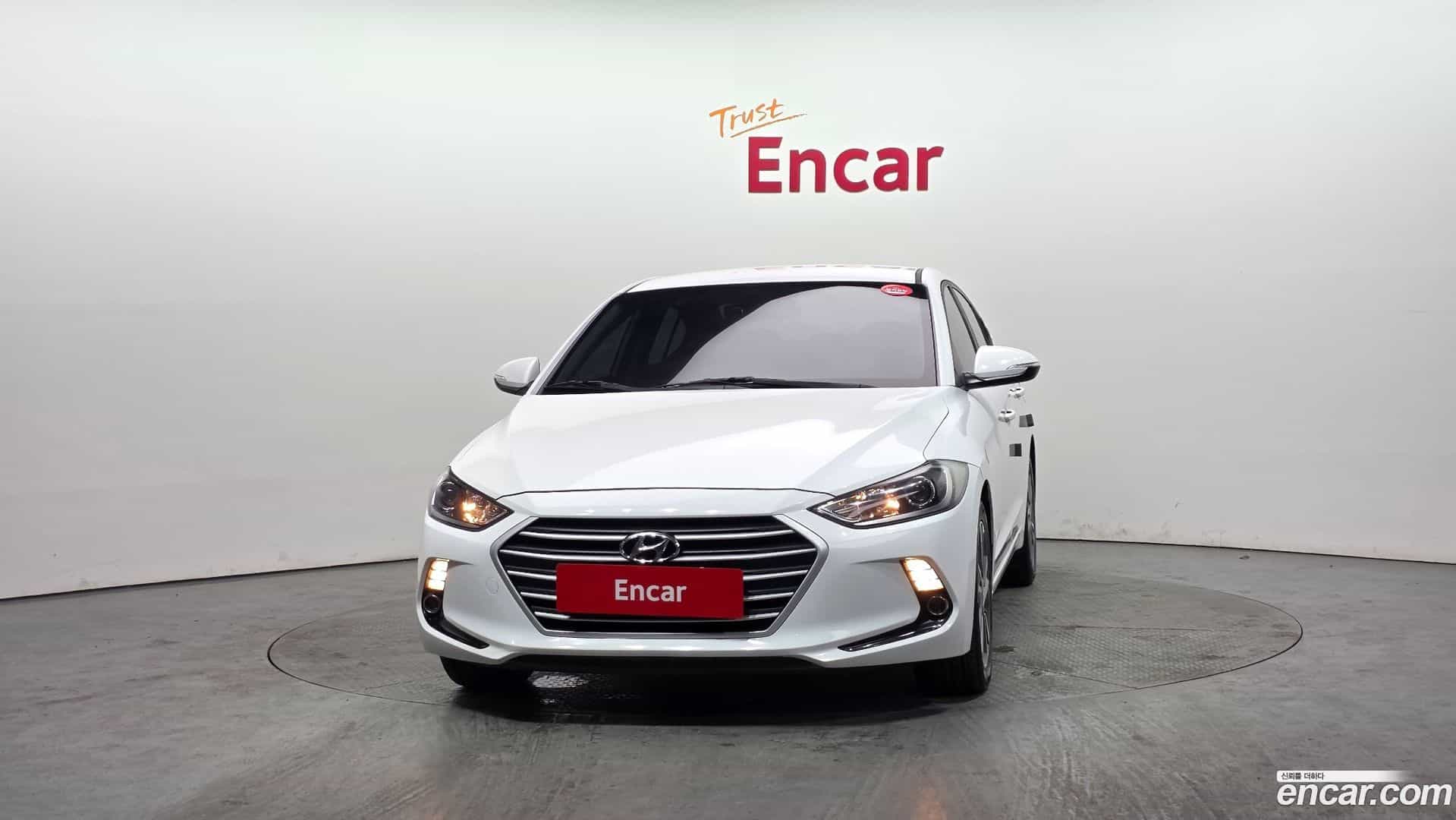 AVANTE Hyundai 2018.8-OUTER-003