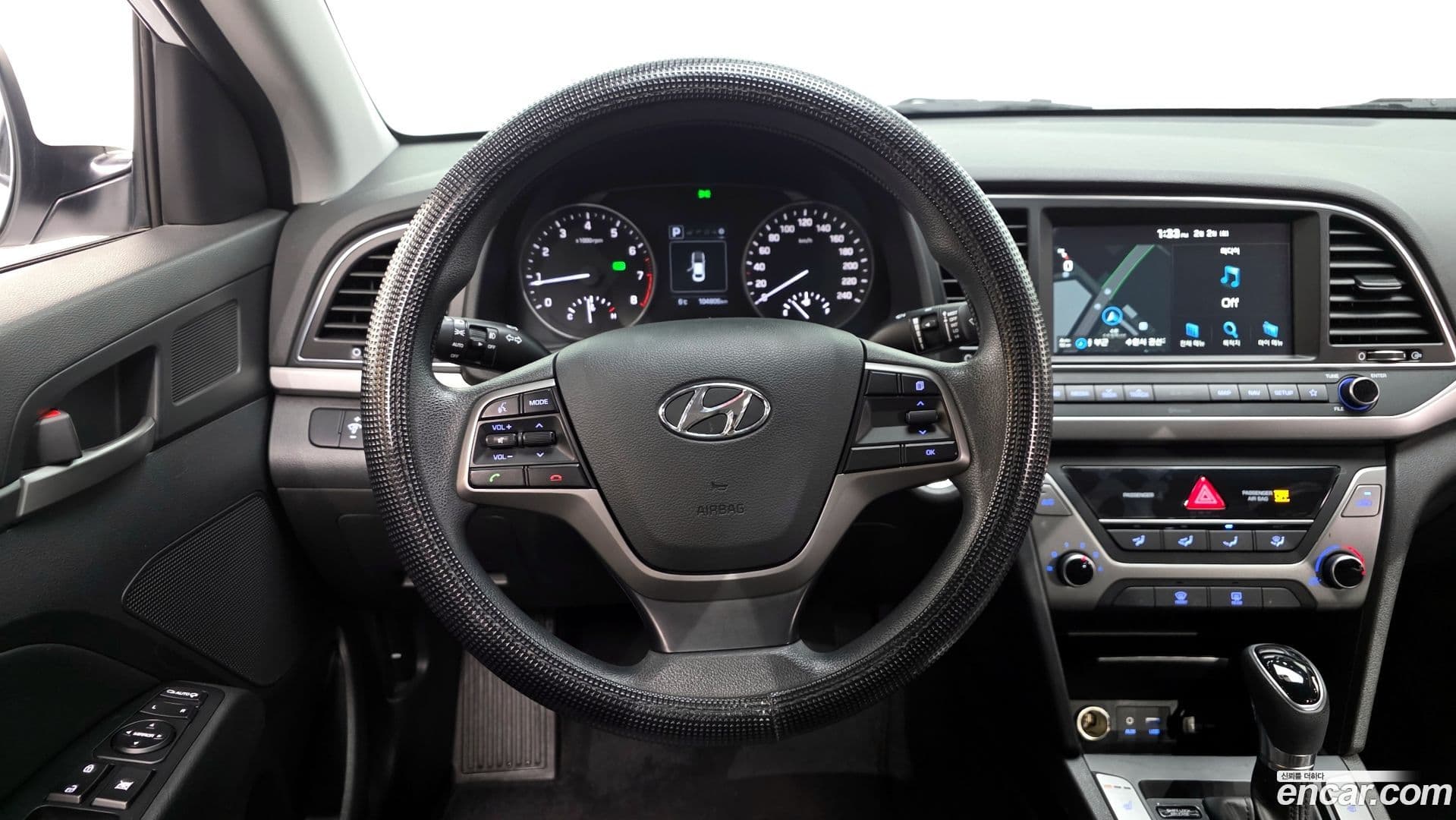 Main__Slider__Photo:AVANTE Hyundai 2018.8-12