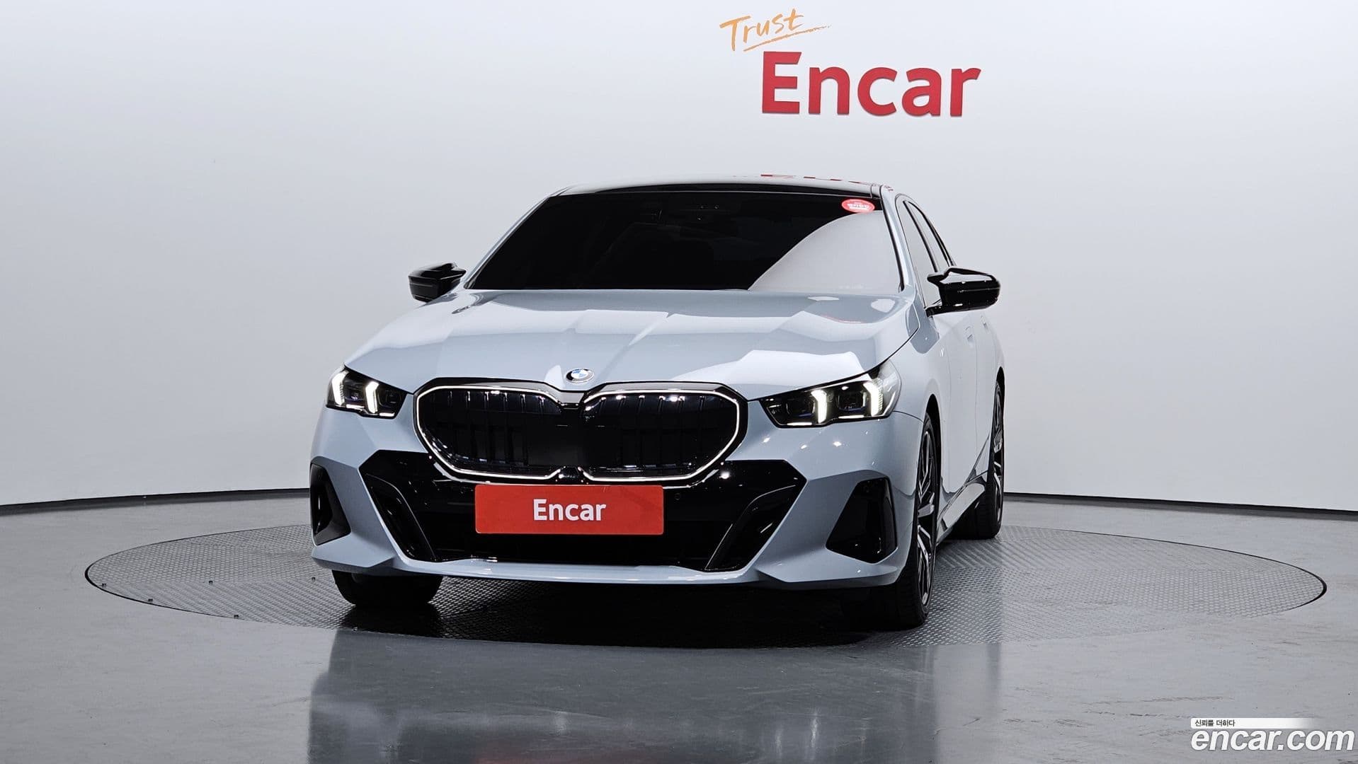 Main__Slider__Photo:5-Series BMW 2025.3-2